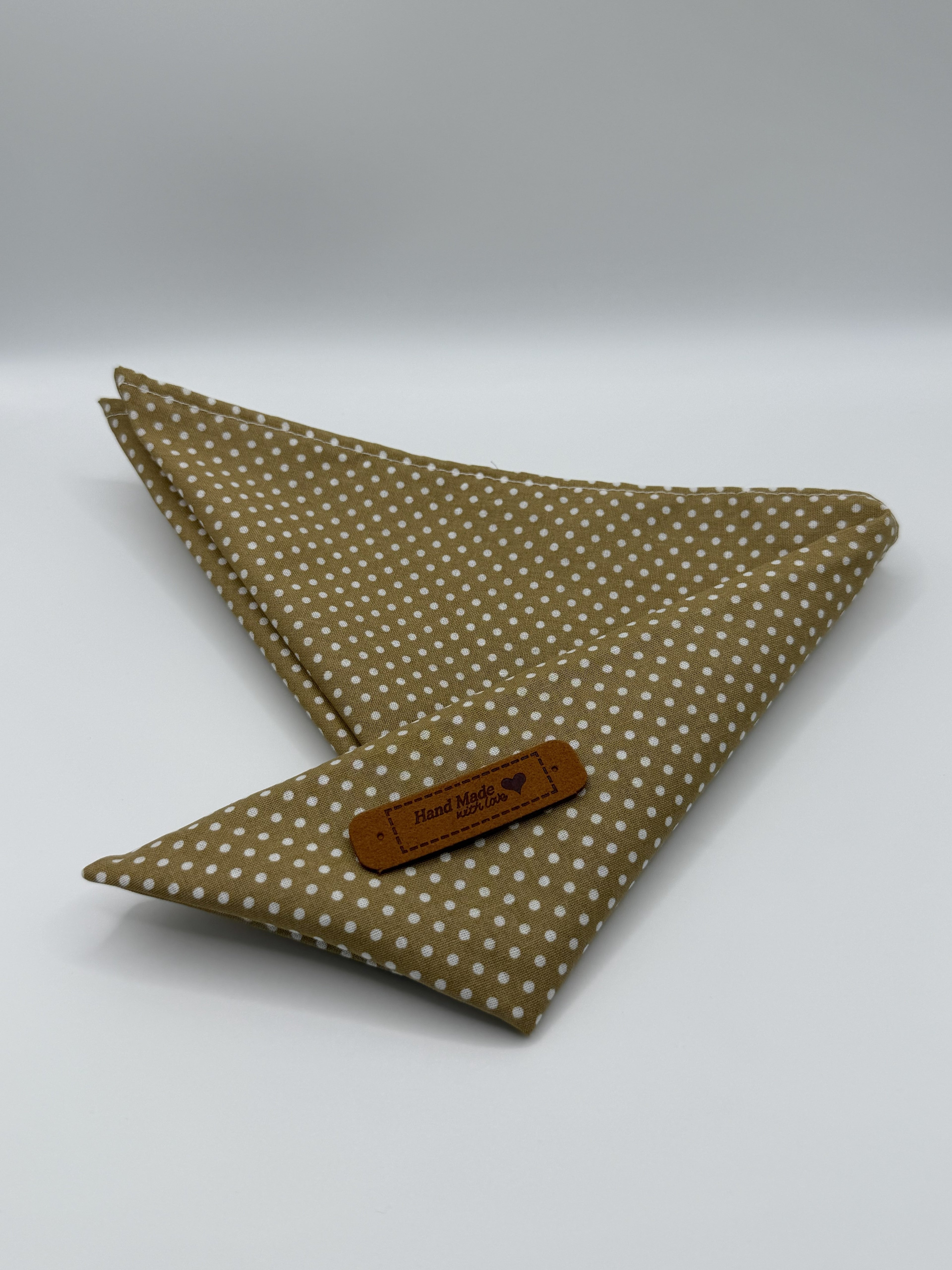 Dreieckshalstuch zum selber Knoten