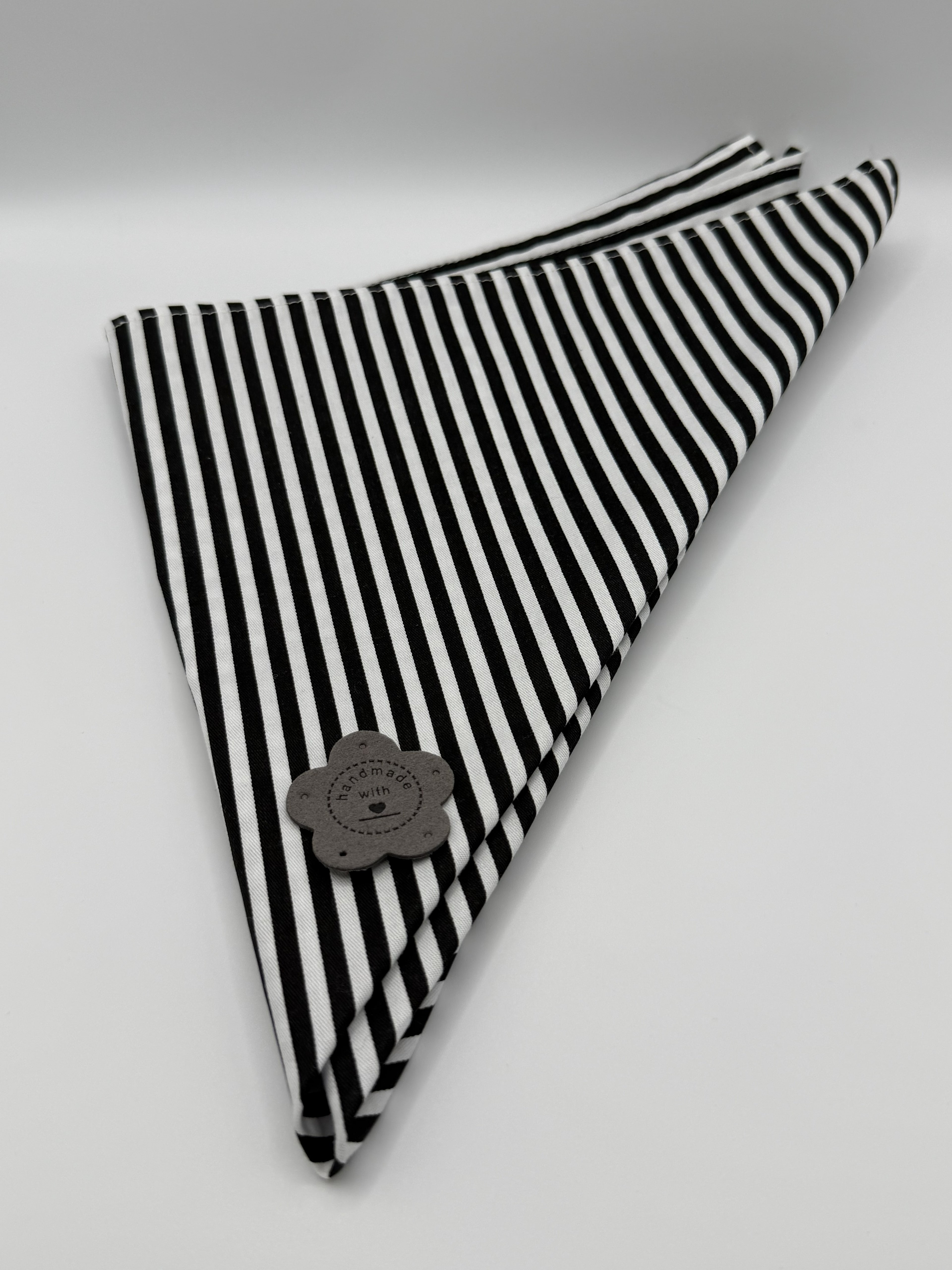 Dreieckshalstuch zum selber Knoten