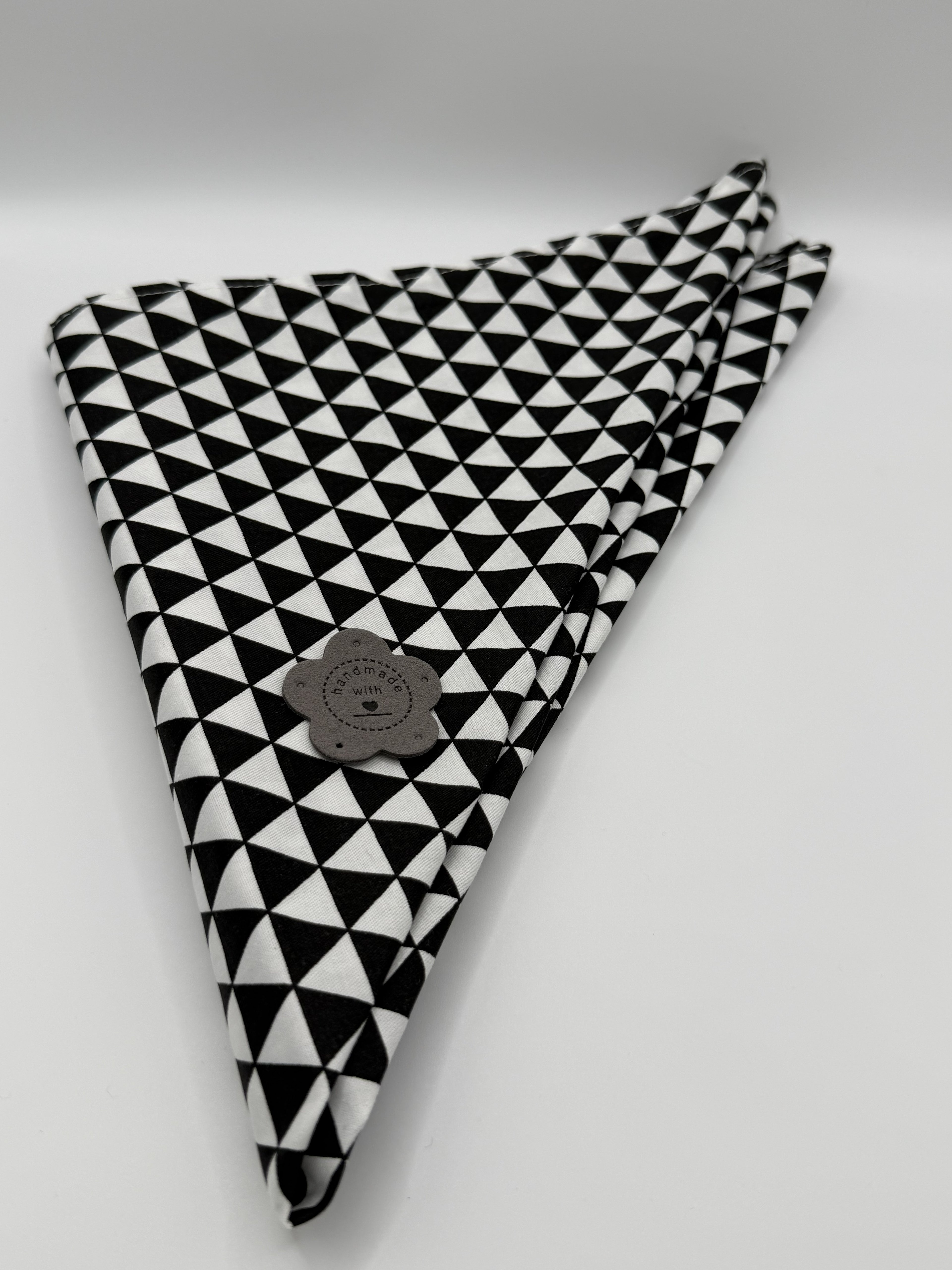 Dreieckshalstuch zum selber Knoten